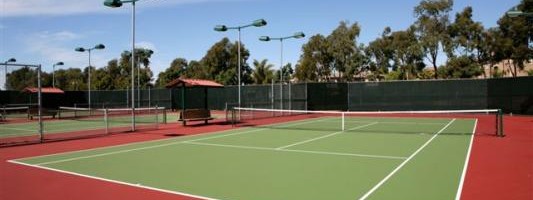 Poinsettia Park Tennis Courts